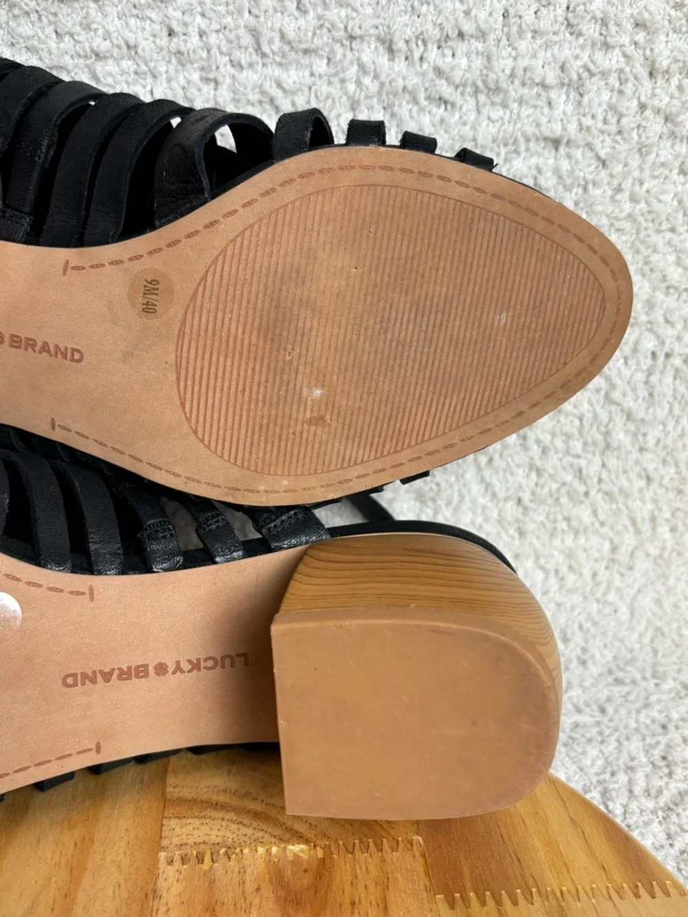 Lucky Brand Sandals Womens 9M Natissha High Block Heel Leather Hippie in Black
